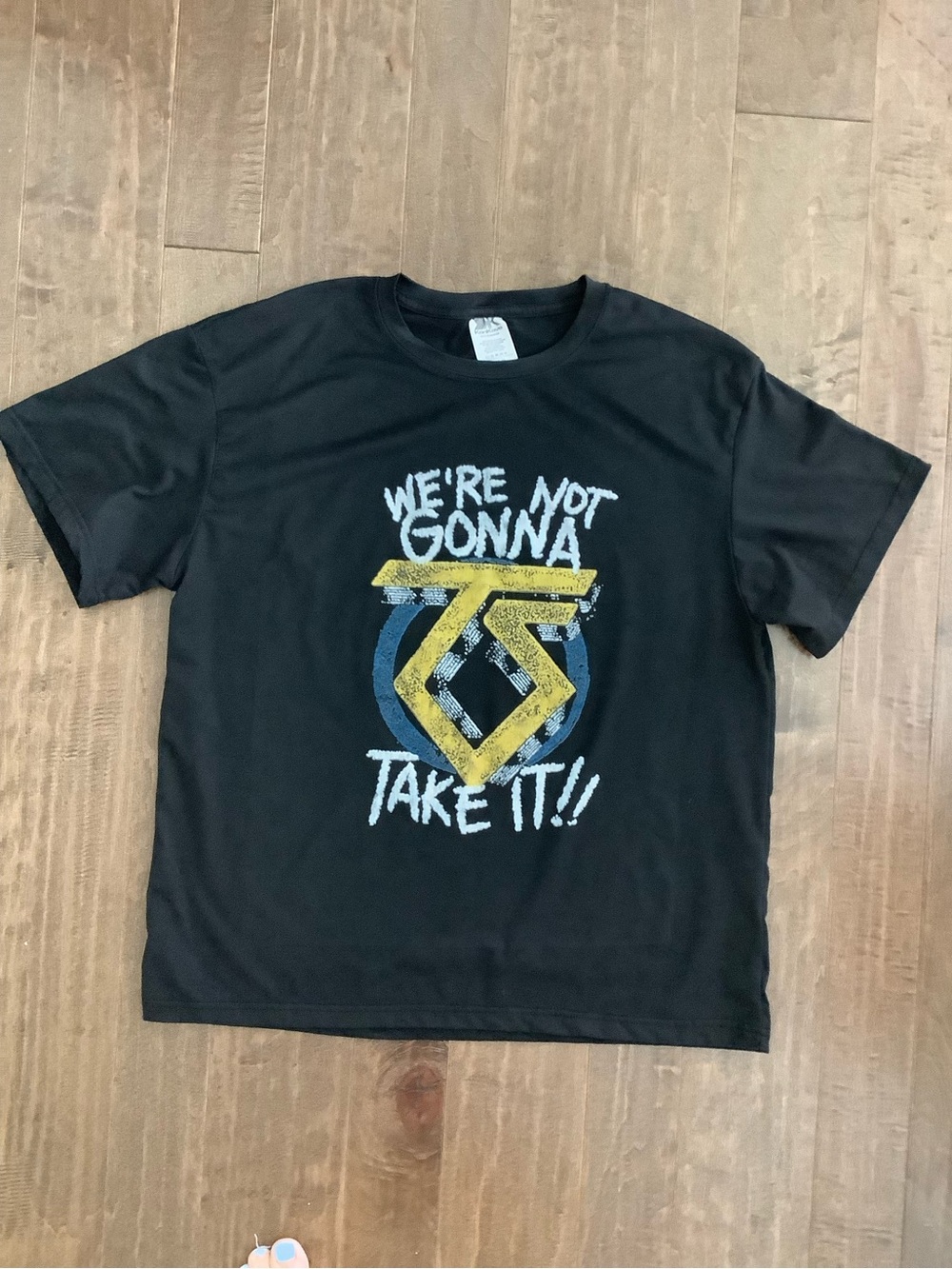 KonKave Twisted SisterBlack Graphic Short-Sleeve Tee with Yellow & Blue Crest